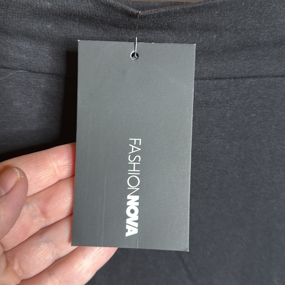 NWT Fashion Nova Melanie Mini Skirt - Black Size 2X - Picture 7 of 11